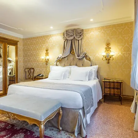 Ai Reali - Small Luxury Of The World 4* Venice