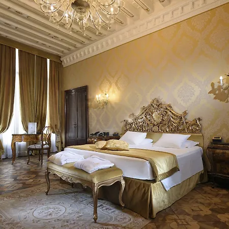 Hotel Ai Reali - Small Luxury Of The World 4*