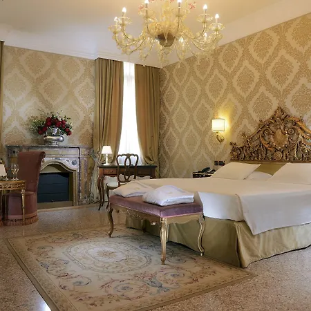 Hotel Ai Reali - Small Luxury Of The World Benátky