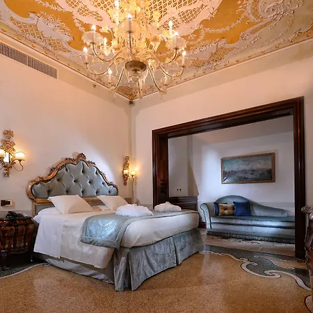 Hotel Ai Reali - Small Luxury Of The World Benátky