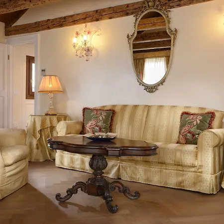 Ai Reali - Small Luxury Of The World Benátky