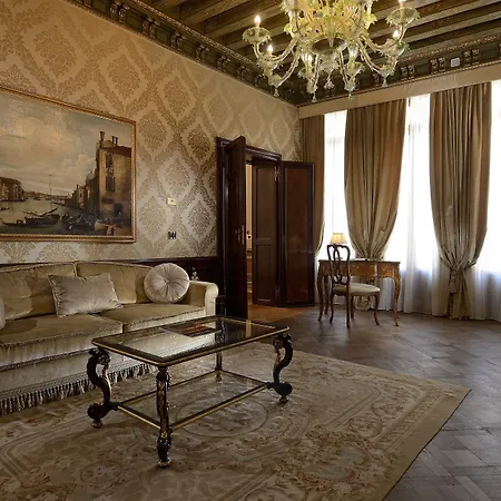 Ai Reali - Small Luxury Of The World Benátky