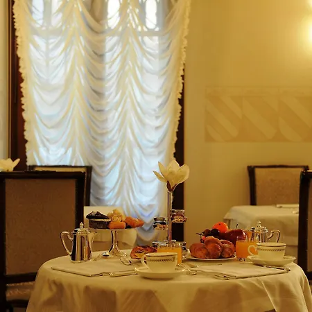 Ai Reali - Small Luxury Of The World 4*