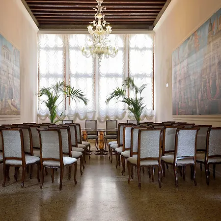 Hotel Ai Reali - Small Luxury Of The World