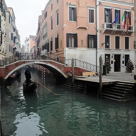 Hotel Ai Reali - Small Luxury Of The World