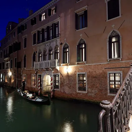 Hotel Ai Reali - Small Luxury Of The World Benátky