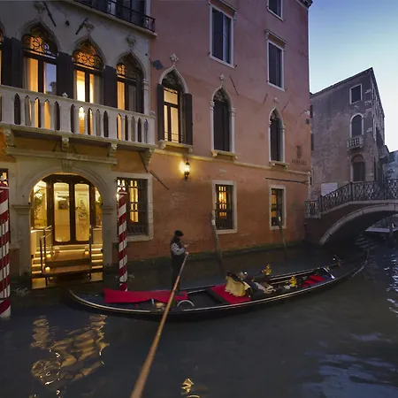 Szálloda Ai Reali - Small Luxury Of The World Velence